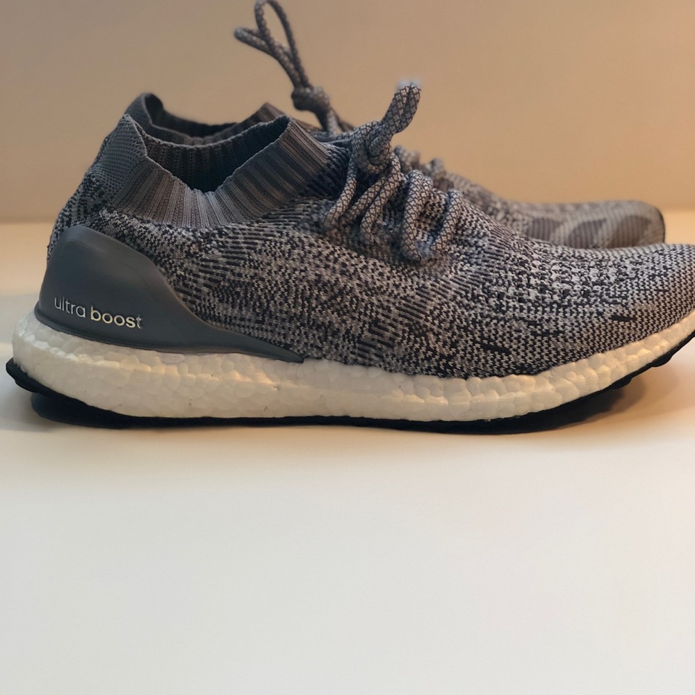 Uncaged Grey UltraBoost with 3M reflective laces